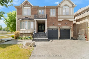 Exceptional executive home in sought after Joshua Creek, offering over 4, 180 sq.