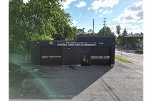 Recently updated automotive garage for sale in a fantastic central Ottawa location on Merivale Road near Carling Avenue.