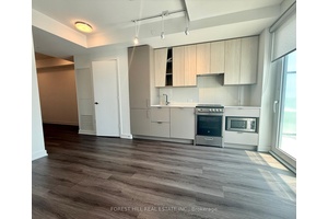 Stunning Urban Style SE Corner 2 bedroom Suite at the iconic M City 2 in the heart of Mississauga.