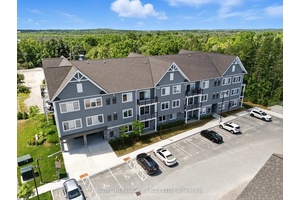 Welcome to Luxury Living in Lakefield !