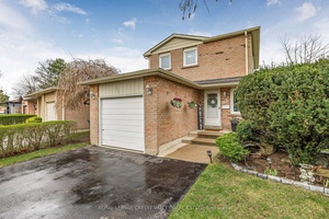 Home lives HERE ! Located on a quiet, family friendly street in the heart of a Brampton West neighbourhood, this beautifully maintained, MOVE IN READY, detached home offers nearly 1, ...