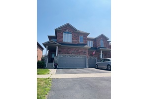 Gorgeous and bright Semi Detached home with double garage in desirable Westbrook located in the sought after Trillium Woods Public School and Richmond Hill High School zones, this spacious home ...