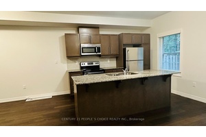 Renovated 1475 sq ft executive townhome in the heart of kitchen waterloo.