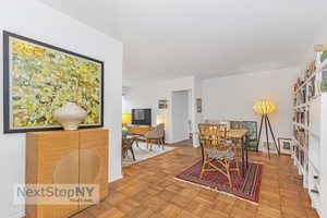 Sun Drenched City Living with Bridge Views At Apartment 25K Welcome to the bright, inviting charm of Apartment 25K a beautifully converted junior one already converted to a spacious one ...