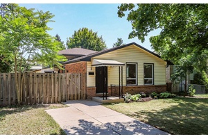 FAMILY FRIENDLY HOME IN NORTH END.