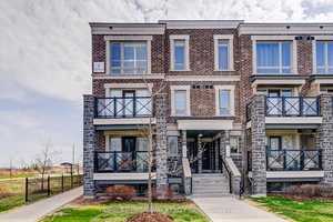 Newly Updated Corner Unit 2 Bed 2 Bath Condo Townhouse amp ; A Locker With Option To Buy 1 Extra Parking For 40, 000 !