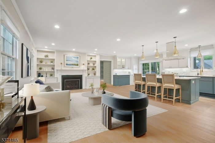 Virtually staged Great room