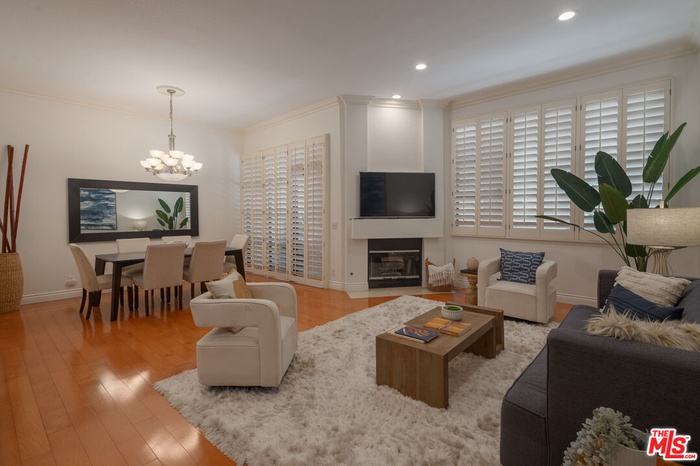 Living/Dining Room