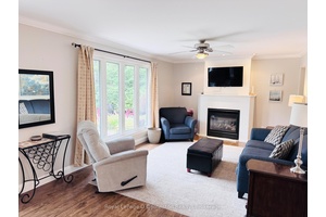 This home sits just a stone's throw away from the South Street Beach and is also about 1 kilometre from Highway 21 for easy access to the highway to Bruce ...