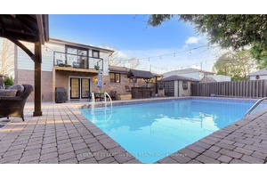 Your dream family home awaits !