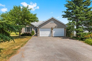 Welcome to 550 Angeline St N in beautiful Kawartha Lakesjust minutes from downtown Lindsay, where peaceful country living meets everyday convenience.