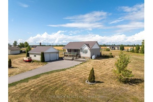 Your Slice of The County paradise Awaits !