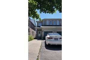 3 Bedroom and 3 Bath, Semi home in high demand area of heartland, close to highways and major bus routes and shopping center, Main and top level only with 2 ...
