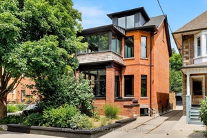 Majestic 2. 5 Storey Detached Victorian in Roncesvalles.