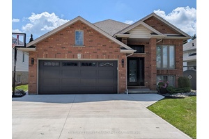 First time offered for sale !