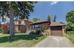 Beautifully renovated 1 bedroom den basement apartment in a detached bungalow on quiet Laurelcrest Ave.