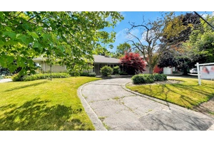 EXCEPTIONAL LIVING IN THE HEART OF YORK MILLS MODERN ELEGANCE ON A 100.
