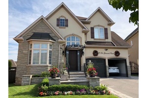 Amazing Entertainer's dream Quiet Cul De Sac Ravine View 3 Car Garage Top rated Schools Scenic trails Sunny South Exposure 9600sft Pie Shape Lot, Sun drenched breakroom, family room, office ...