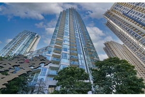 Introducing a truly unique and remarkable two storey suite, a townhouse in the sky, rarely available and designed toimpress.