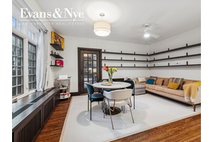 A charming two bedroom and one bathroom apartment is available to purchase for the first time following an exquisite renovation with the finest finishes and materials throughout.