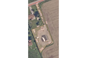 Now available for lease, 1093 Wall Road in Ottawa offers a rare opportunity to secure a versatile AG3 property featuring a spacious 1, 344 sq ft workshop with 12' ceilings ...