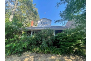Charming Craftsman style 2 storey home ideally located just steps from the Gord Downie Pier, Queen's University, Kingston General Hospital, and major bus routes.