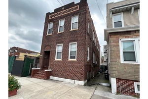 2 FAMILY DETACHED BRICK, 20 X 56, 1ST FLOOR 6 ROOMS, 2FL 7 ROOMS AND A FINISHED BASEMENT.