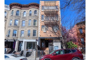 NOT RENT STABILIZED. NOT RENT CONTROLLED.
