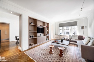 NEW TO MARKET ! A truly stunning and mint condition corner Classic 6 of almost 2, 000 square feet, flawlessly conceived by renowned architect and designer Alice Blank.