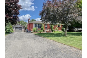 Welcome to the quaint hamlet of Nairn municipally known as Ailsa Craig and a beautifully cared for ranch style home !