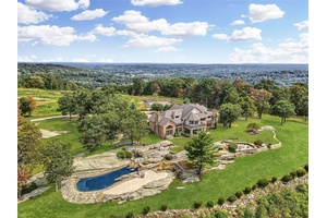 The summit of Piano Mountain is available for sale, 78.