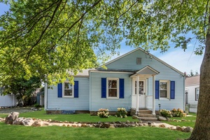 Privately located on a dead end street and only two and a half interior blocks to Carle Place Station and Carle Place Park, this wide format ranch has it all ...