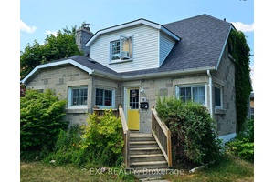 Welcome to 98 Pine St in Belleville's East End !