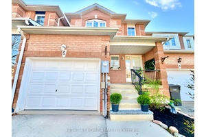Affordable Luxury on a Premium Lot in Brampton !