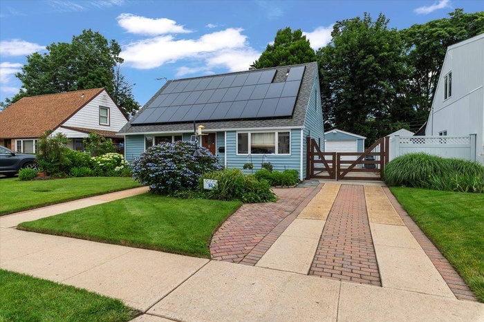 Driveway leading to garage