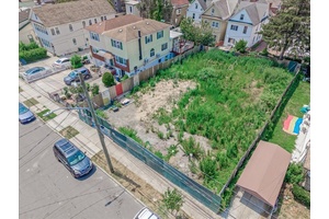 Development Opportunity in Prime College Point Location Offered with approved plans, this rare opportunity features a total of 9, 556.