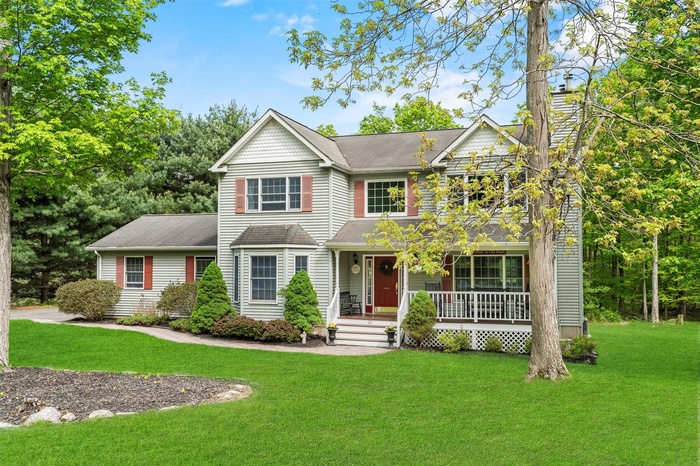 Welcome to Greenway Estates and 33 Sutherland Drive, Highland Mills, NY 10930