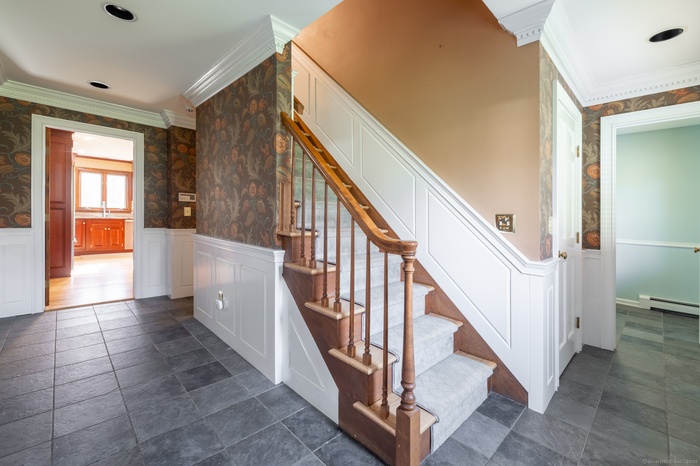 Entrance Foyer