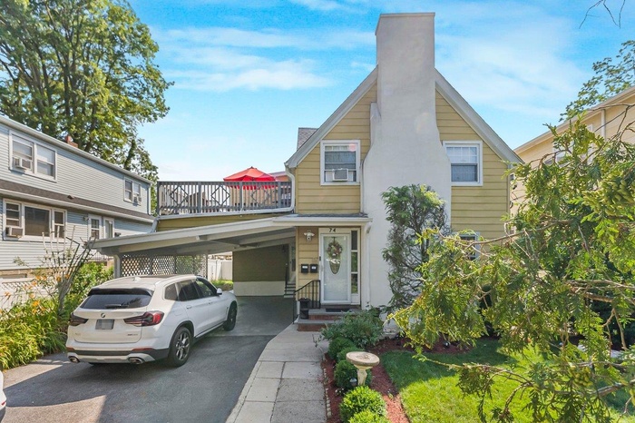 Picture Perfect Tudor Style 2 Family Home.