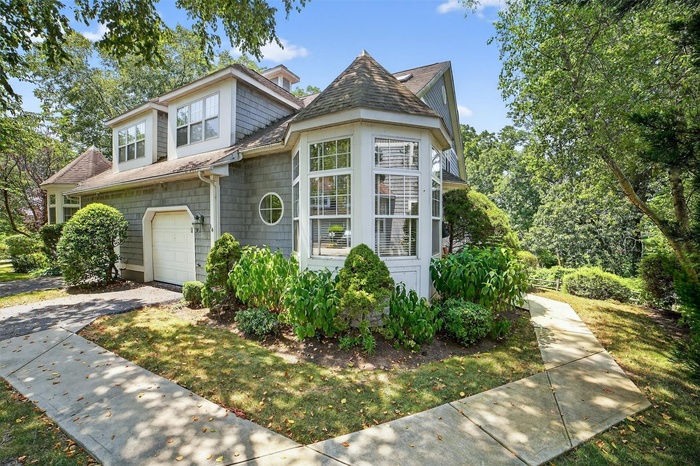 14 High Ridge Rd - A wonderful place to call home.