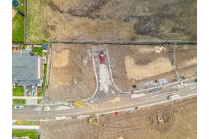 Rare, ready to build opportunity in the heart of St.