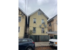 . Prime location. 4 Family house in the market generating more than 8300 plus in rental income with tenants paying all bills.