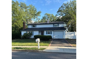 PRICE DROP, MOTIVATED SELLER, BRING YOUR BUYERS Large Center Hall Colonial with over 2, 000 sq.