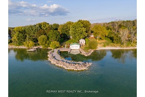 Once in a lifetime opportunity on Stunning Lake Simcoe !