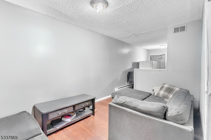 U1: Living Room