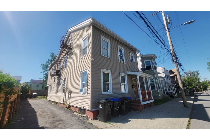 52 Catherine St: 2 Family Home with driveway