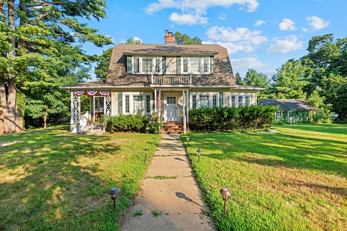 Welcome Home to 202 Lewis Rd