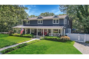 Welcome to 130 Parkside Avenue !