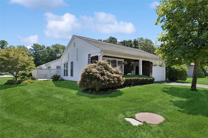 Welcome to Leisure Knoll, 2 Lamont Rd, Ridge