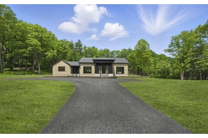Newly Built Luxury Retreat in the Heart of Olivebridge, NY Welcome to your private sanctuary in the Catskills.